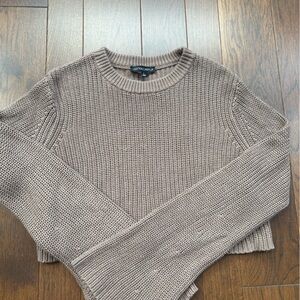 Grey Bandit Cropped Brown Knit Sweater
